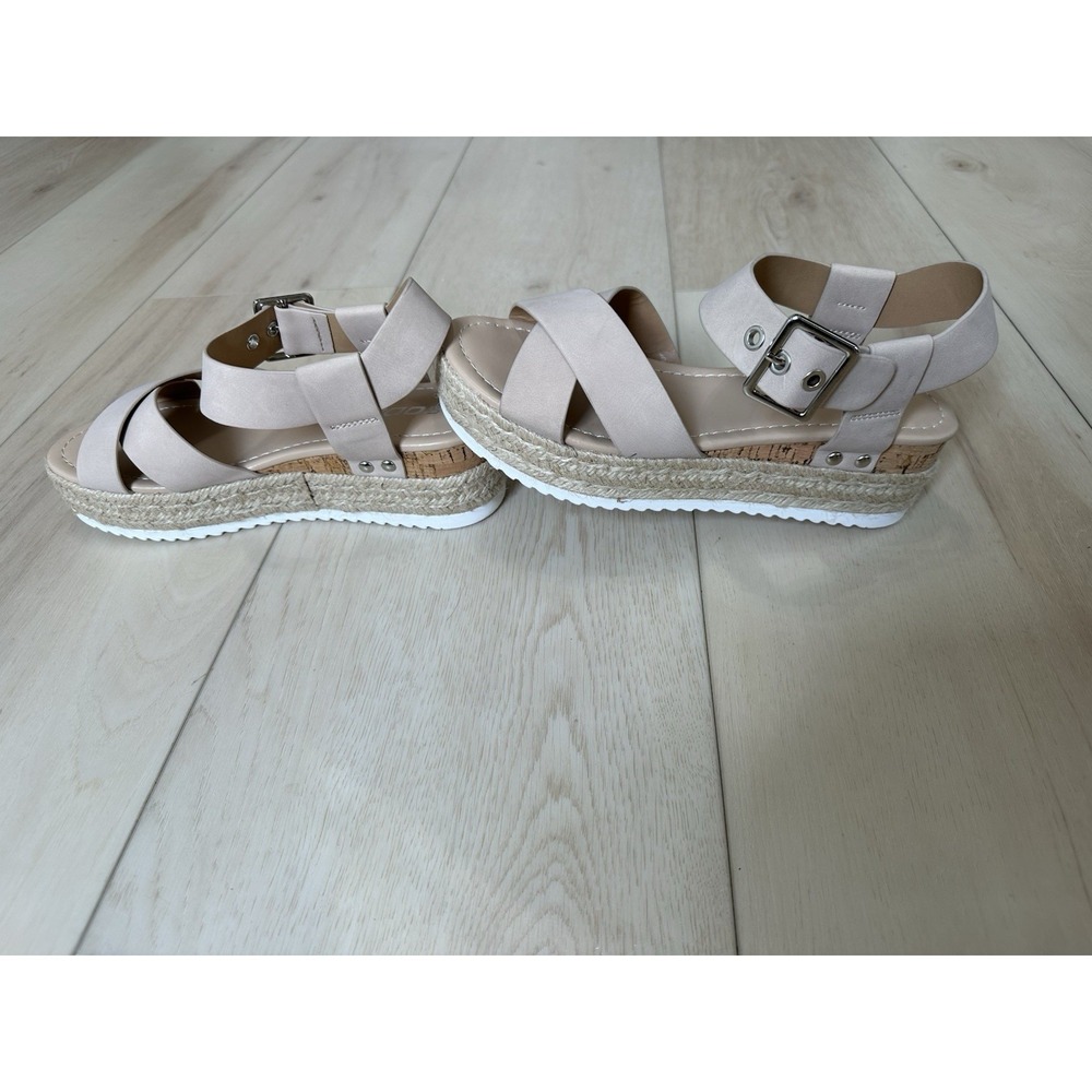 Soda Women's Size 8 1/2 Tan Platform Espadrille Sandals Buckle Strap Flatform